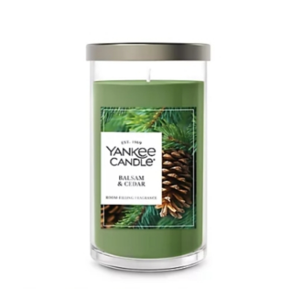 NWT! 20oz. Yankee Candle Balsam & Cedar Forest